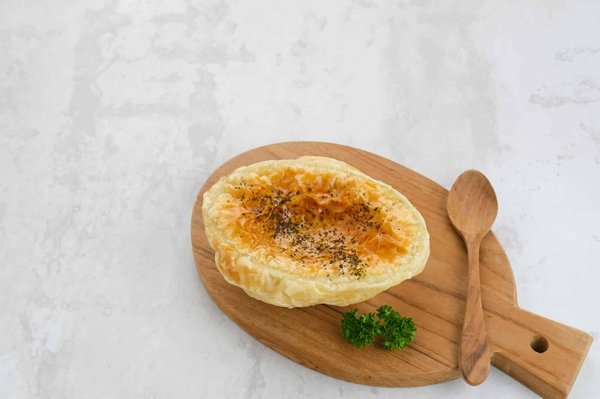 Quali sono gli ingredienti per preparare una zuppa di pomodoro fatta in casa fresca e saporita?